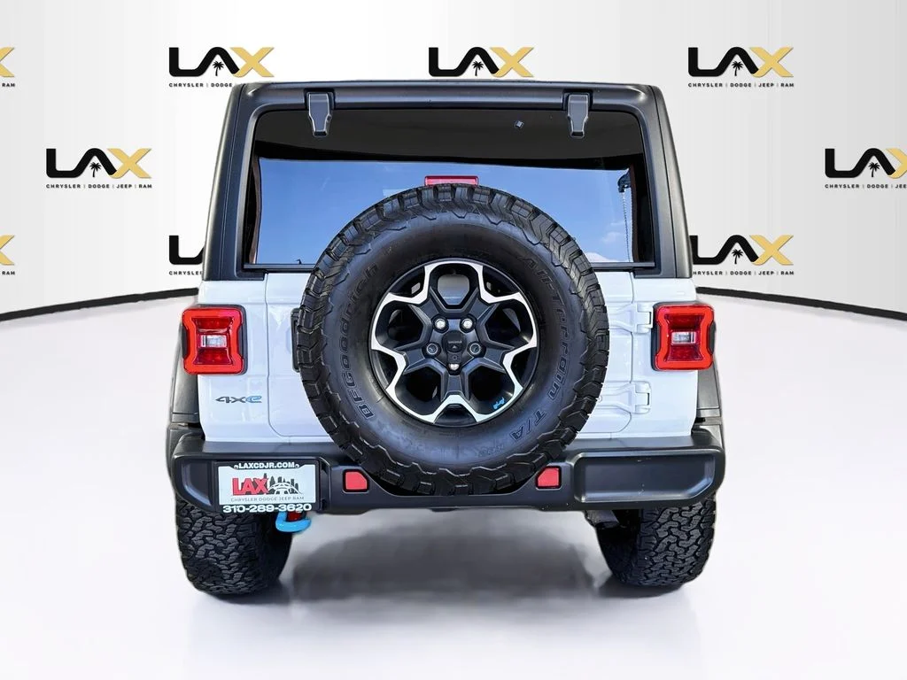 Used 2022 White Jeep Unlimited Rubicon 4xe image 6