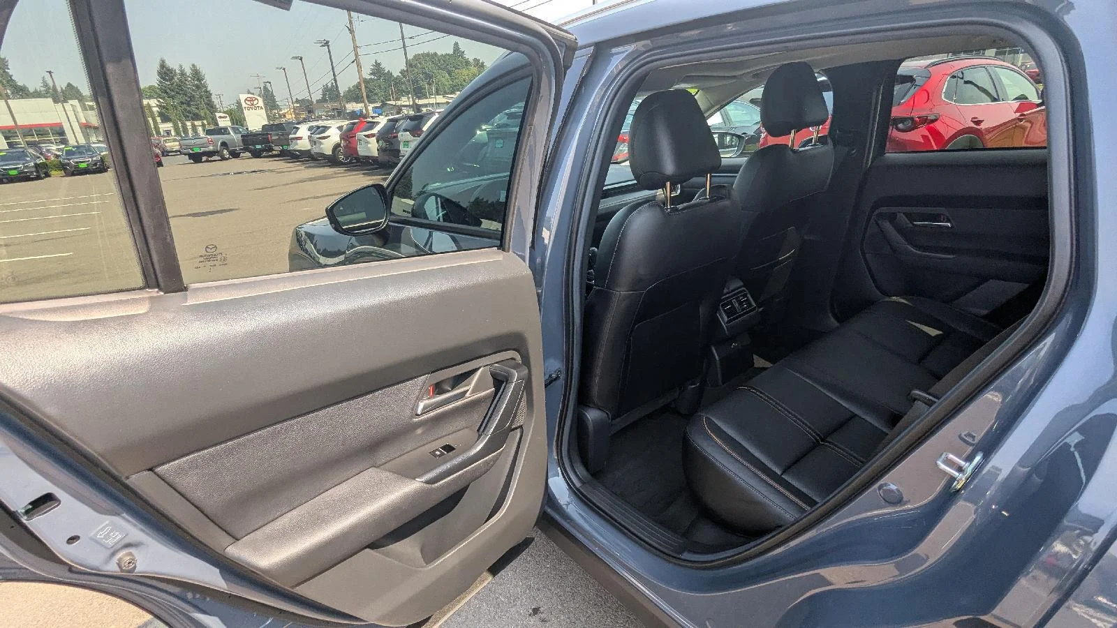 2025 Mazda CX-50 Premium Plus - Photo 12