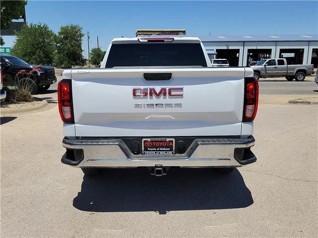 Used 2025 Summit White GMC Pro 4x4 Crew Cab 6.6 ft. box 157 in. WB image 5