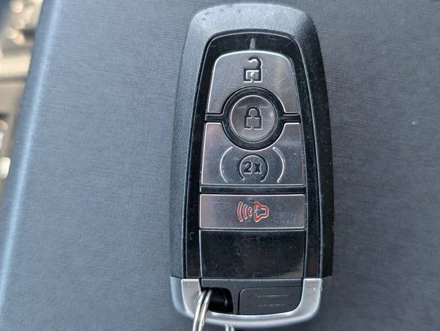 Used 2025 Oxford White Ford Big Bend image 28