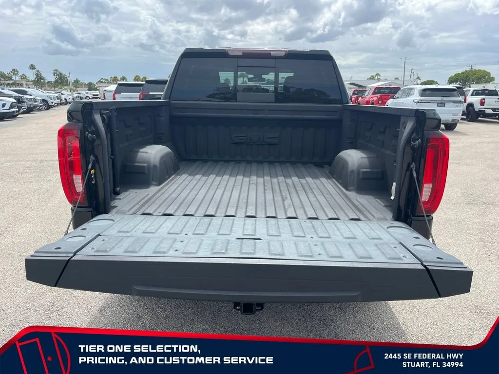Used 2020 ONYX BLACK GMC SLT image 10