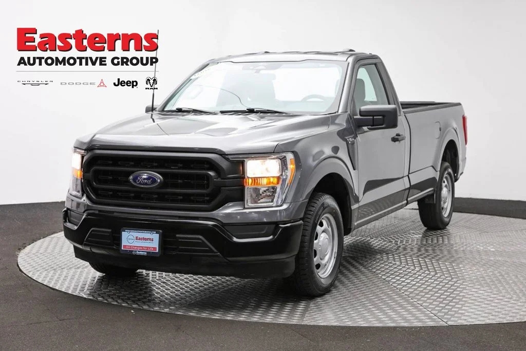Used 2022 Gray Ford XL image 1