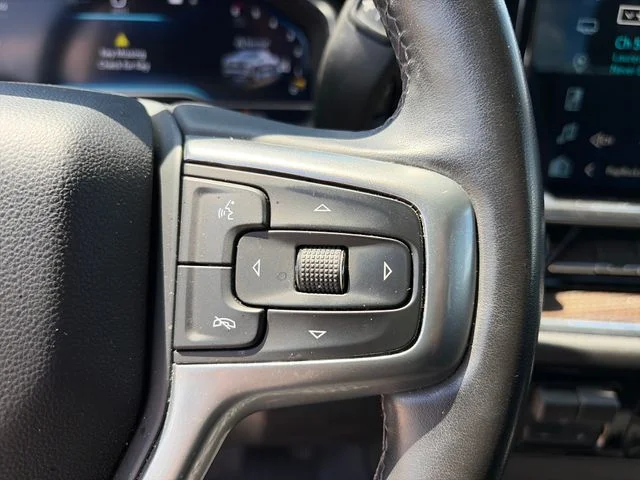 Used 2023 White Chevrolet RST image 14