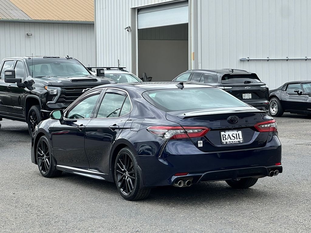 Used 2022  Toyota XSE image 13