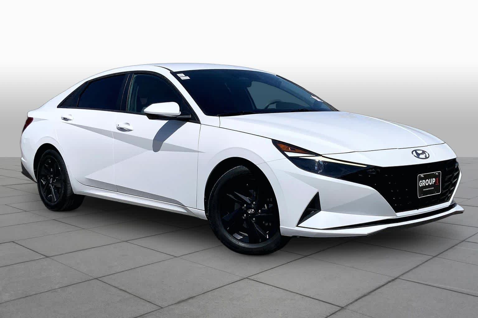 Pre-Owned 2023 Hyundai Elantra SEL