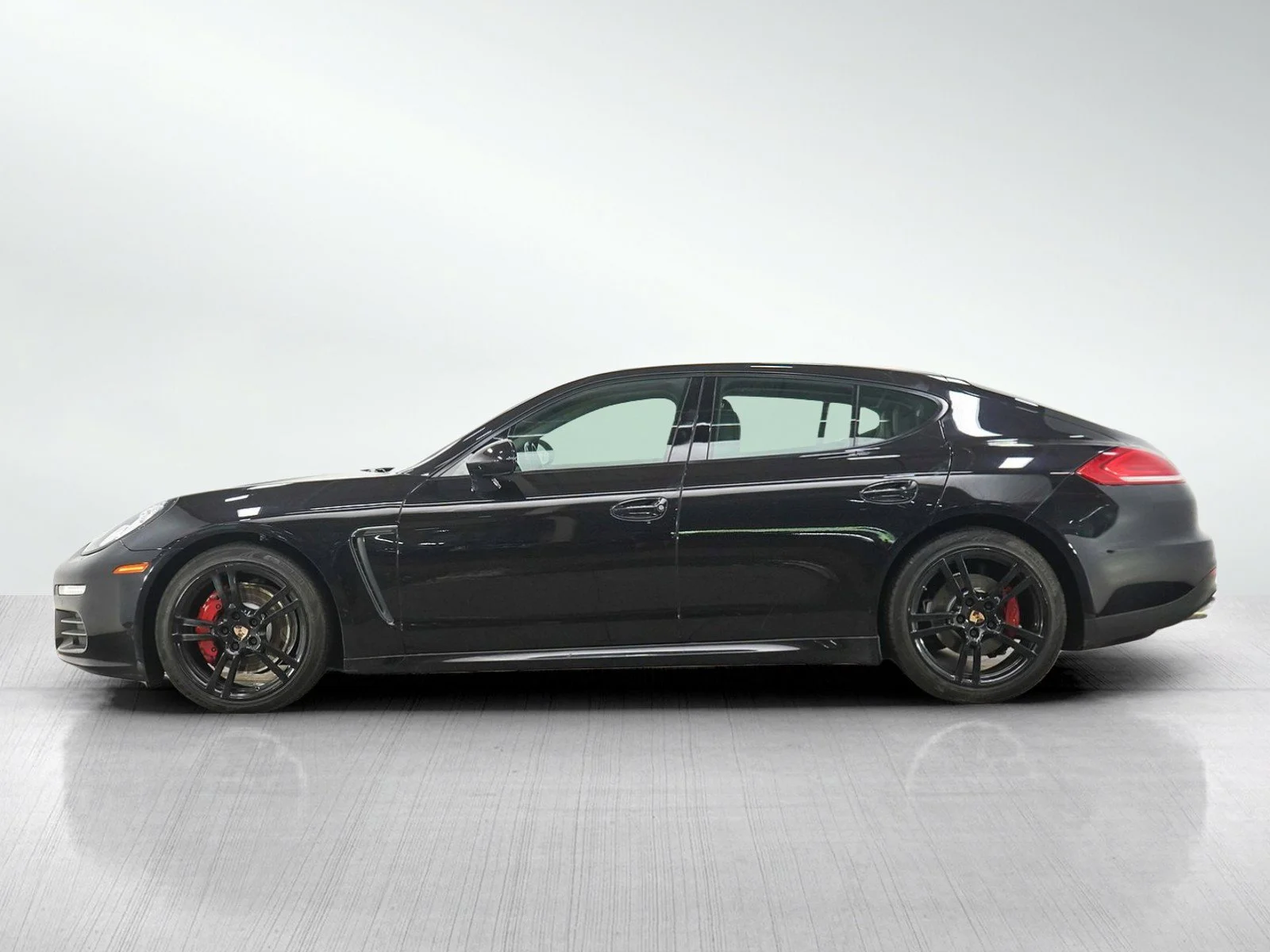 Used 2014 Porsche Panamera Base with VIN WP0AA2A78EL007664 for sale in Wayzata, Minnesota