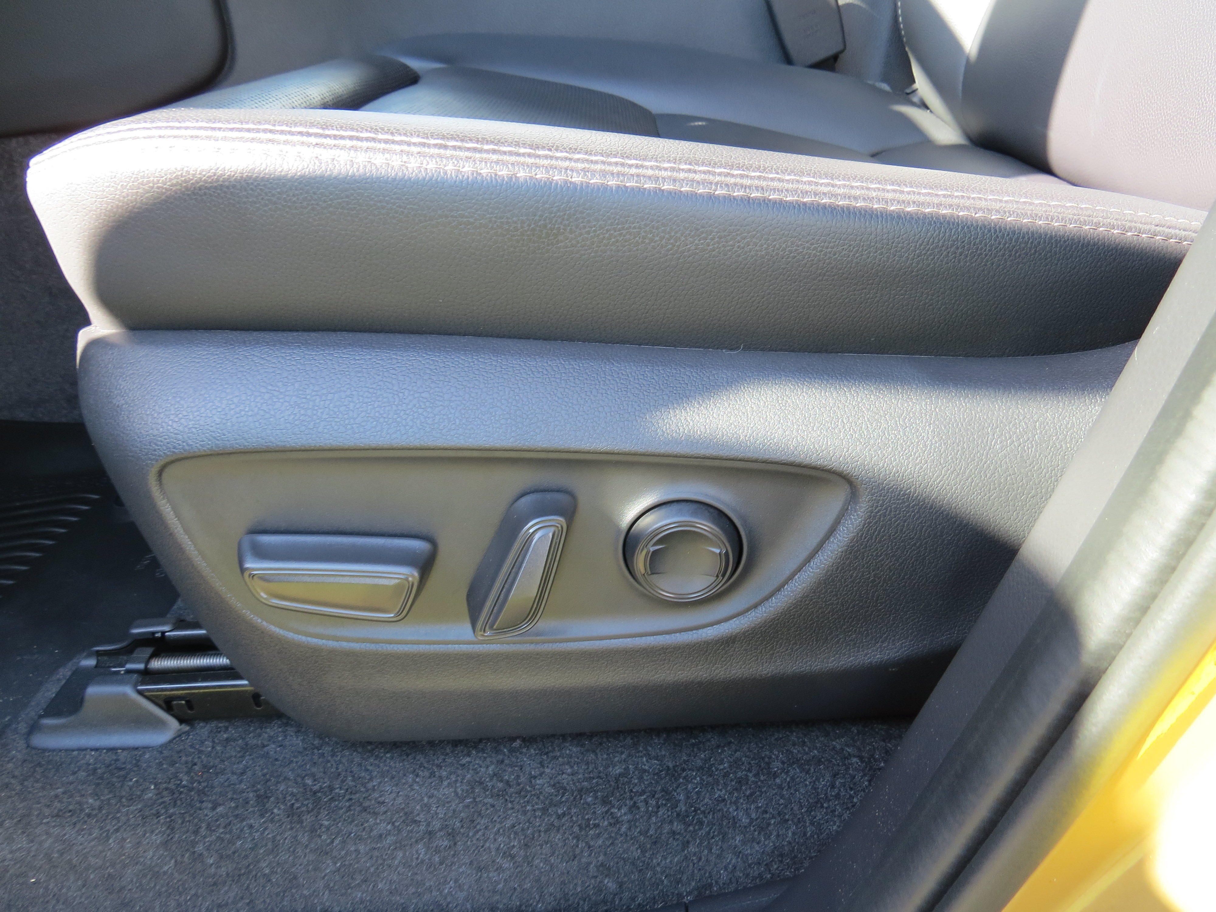Used 2025  Toyota 1958 image 15