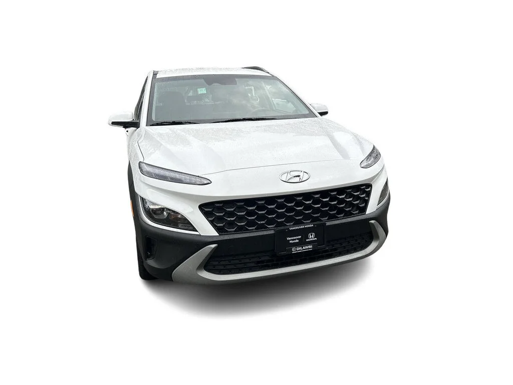 Used 2023  Hyundai 2.0L AWD Essential   No Accidents   Local BC   Dil image 3