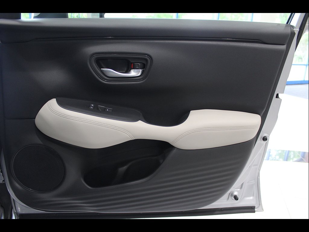 2023 Honda HR-V LX - Photo 25
