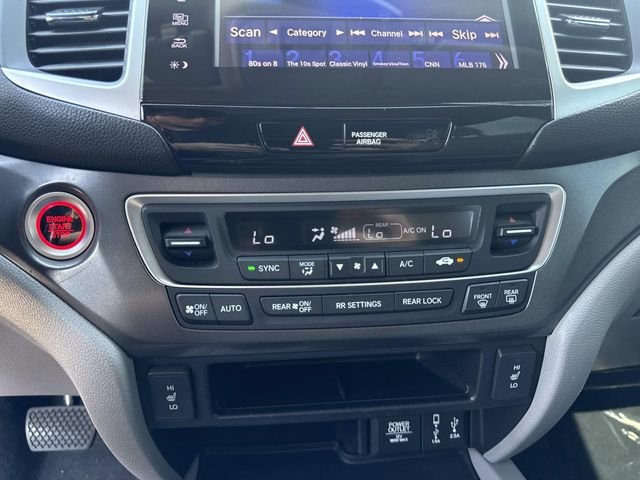 Used 2018 Gray Honda EX-L image 27