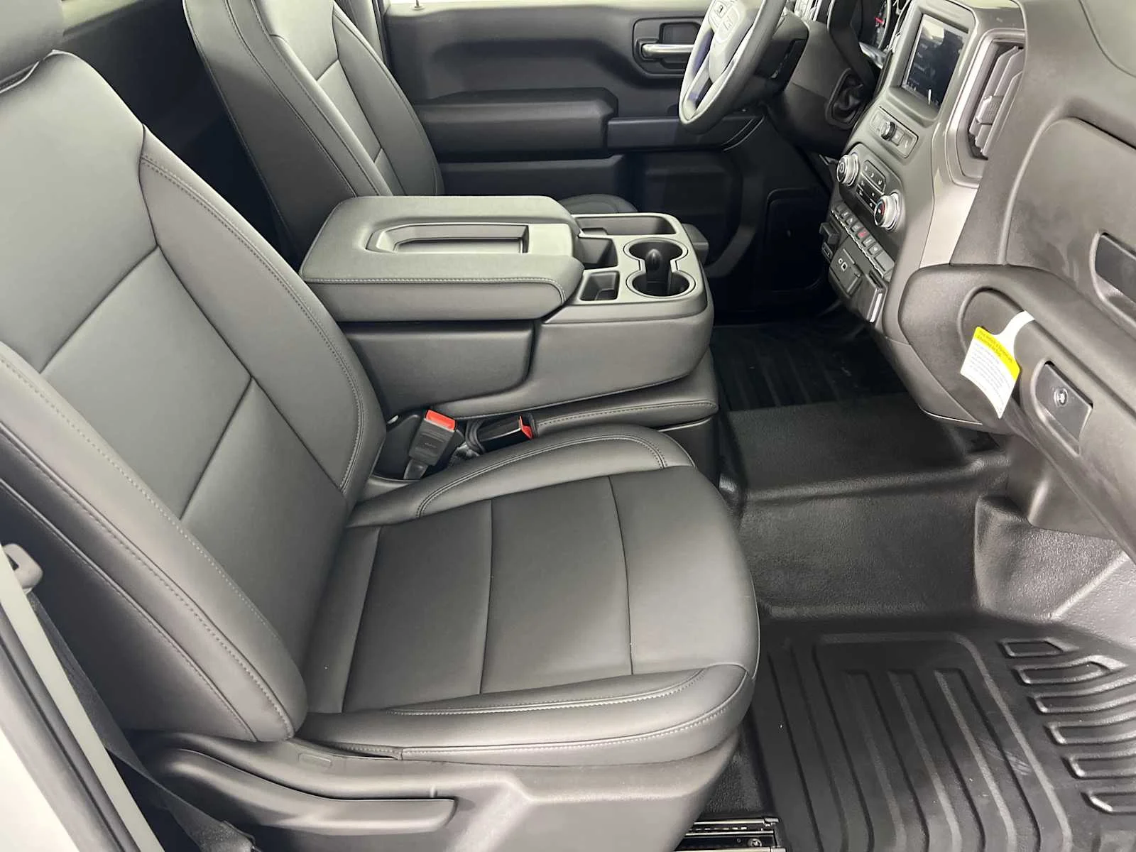 New 2025 Summit White GMC Pro image 11