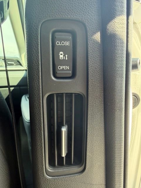 Used 2026  Honda EX-L image 16
