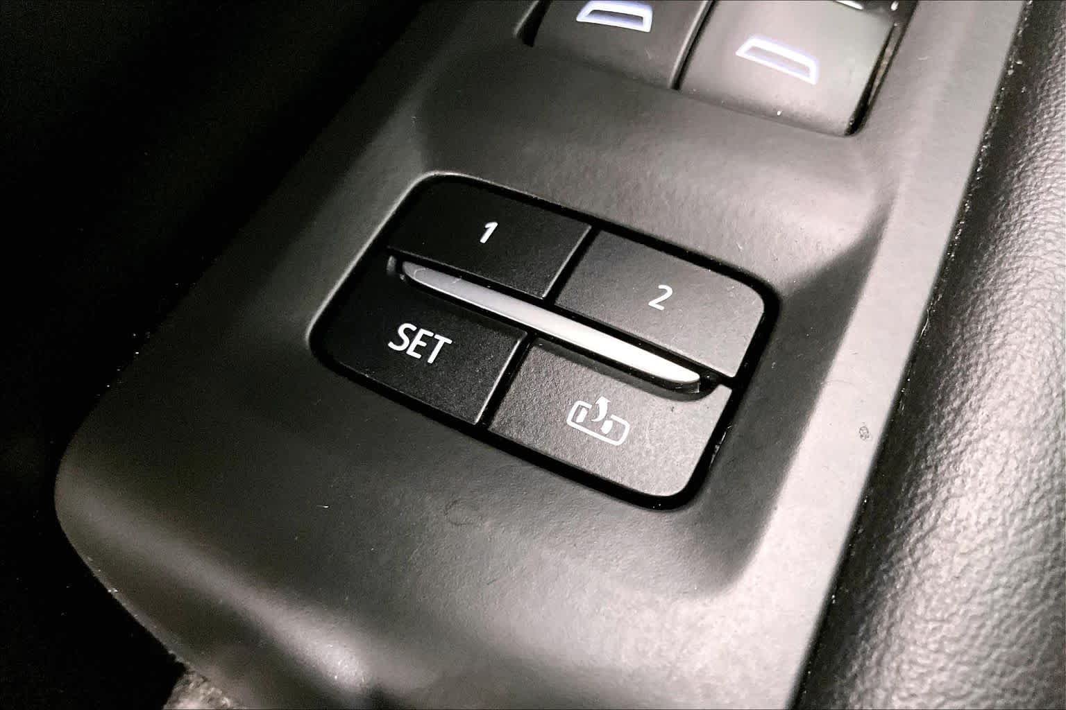 2023 Chevrolet Tahoe Premier - Photo 32