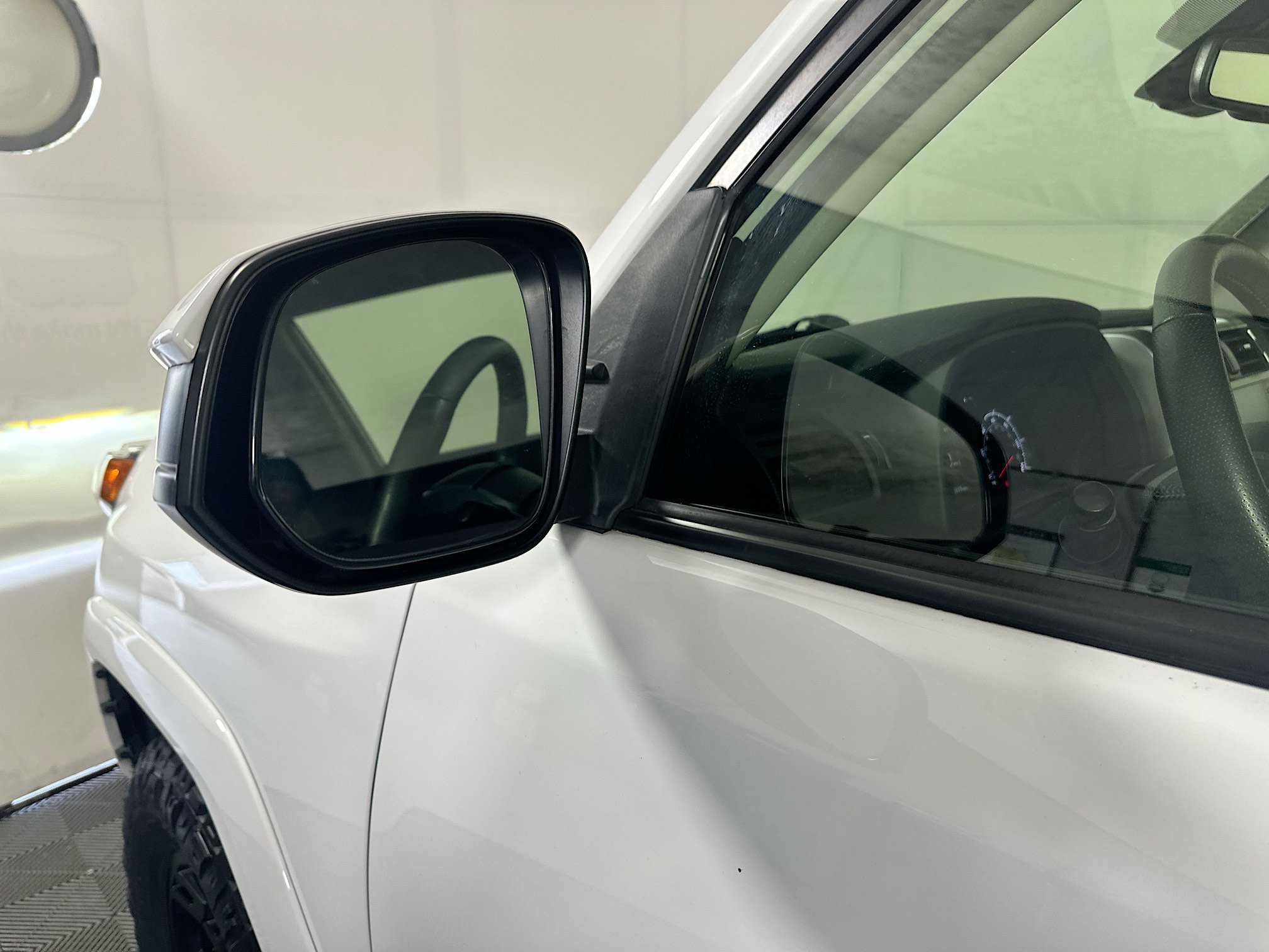 Used 2022 White Toyota SR5 image 10