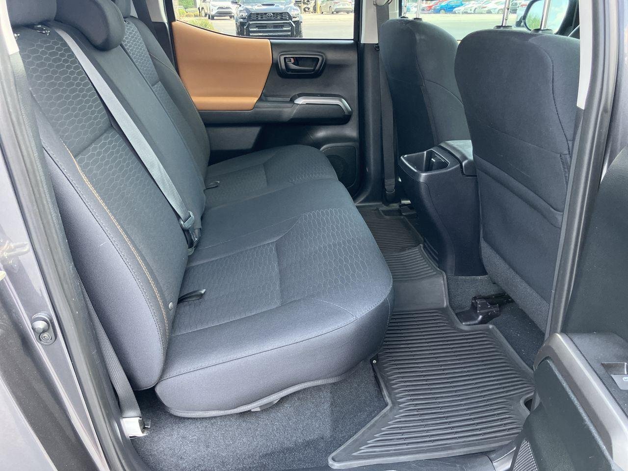 Used 2017 Gray (Magnetic Gray Metallic) Toyota SR5 V6 Double Cab image 30