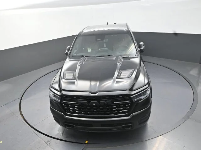 New 2026 Diamond Black Crystal Pearl-Coat Exterior Paint RAM Limited image 11