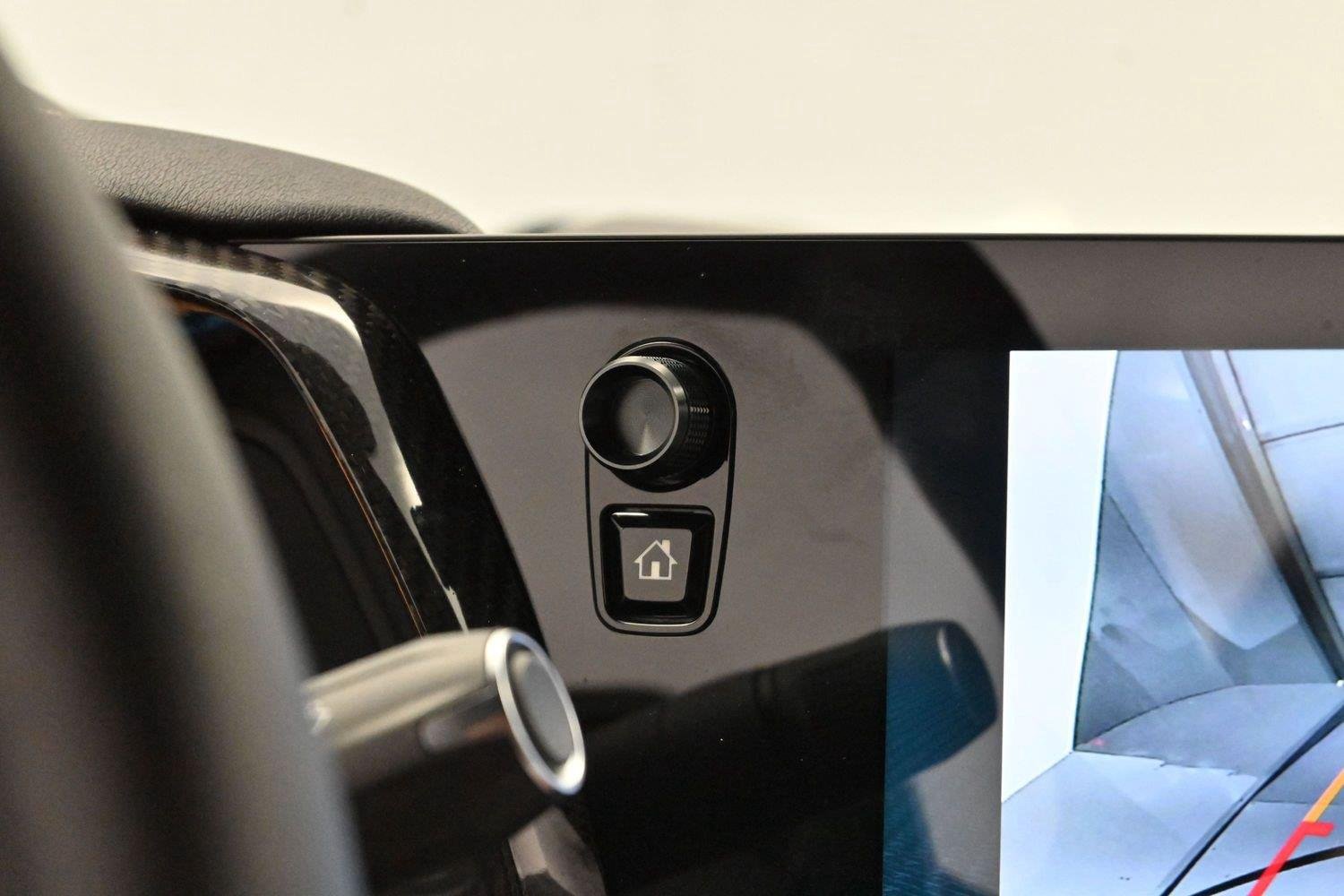 Used 2024 Rapid Blue Chevrolet 2LT image 31