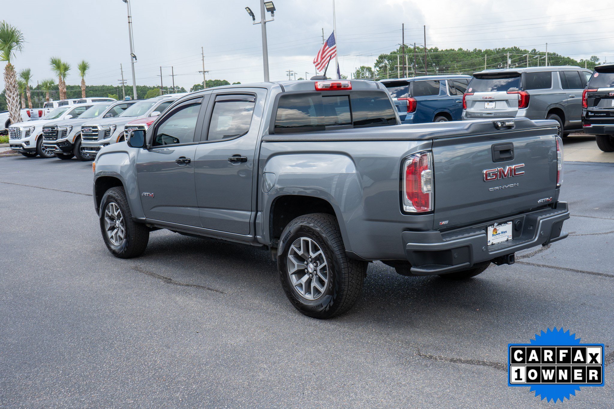 Used 2021 Satin Steel Metallic GMC 4WD AT4 w/Leather image 5