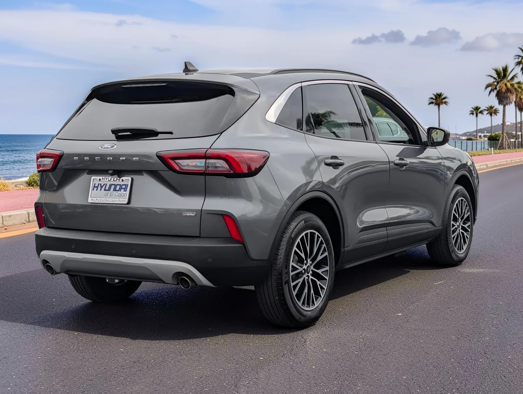 2024 Ford Escape PHEV - Photo 6