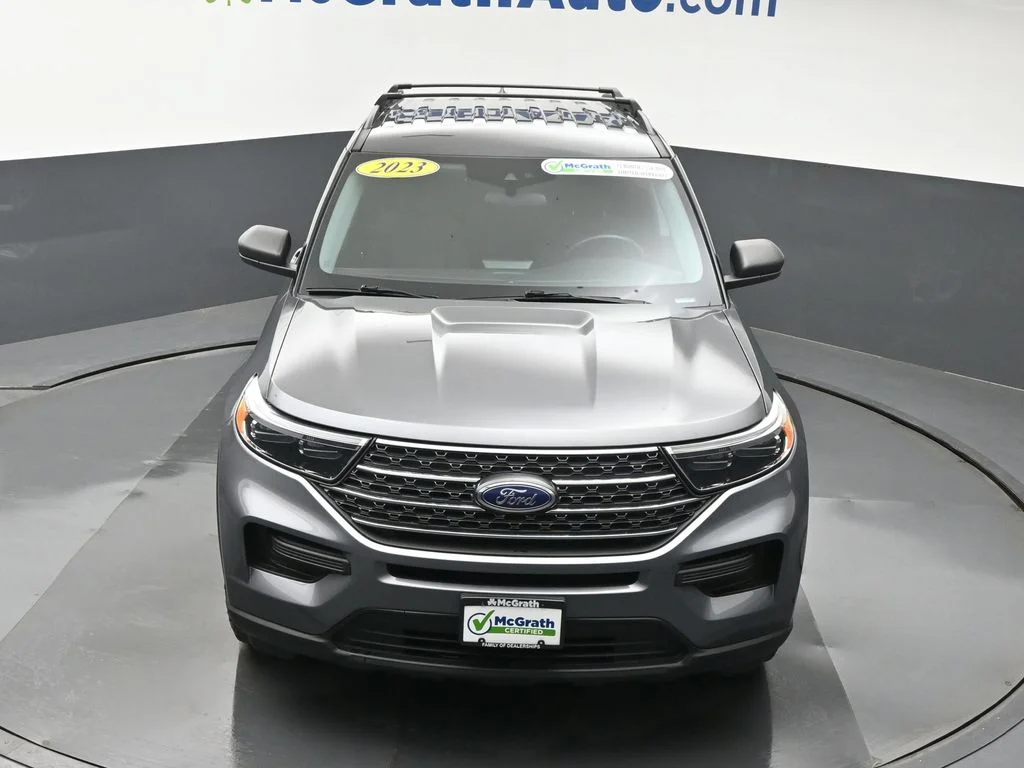 Certified Used 2023 Gray Ford XLT image 28