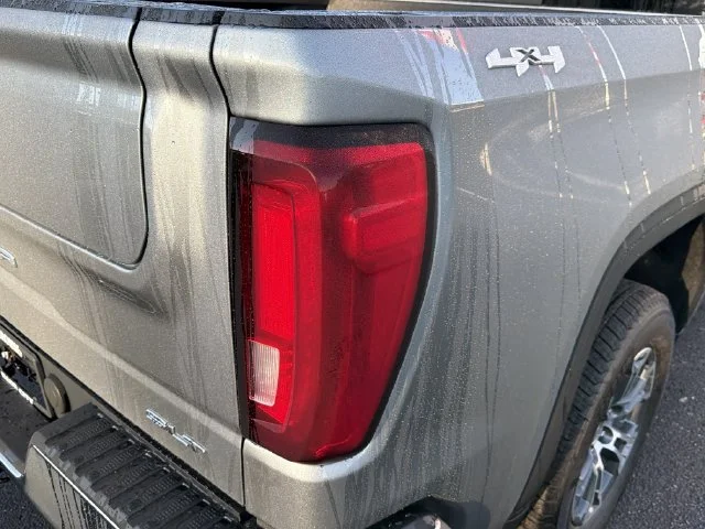 2026 GMC Sierra 1500 SLT - Photo 10