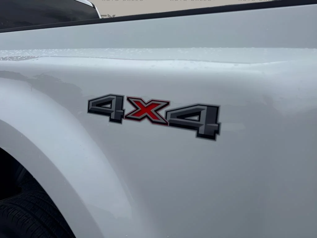 Used 2025 White Ford XLT image 30