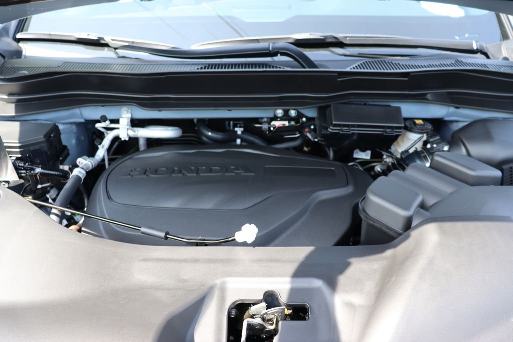 New 2026 Sonic Gray Pearl Honda Black Edition image 33