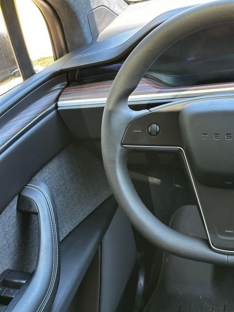 2024 Tesla Model X Long Range - Photo 28