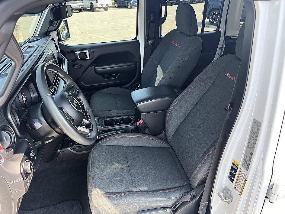 Used 2025 Bright White Clearcoat Jeep Rubicon image 13