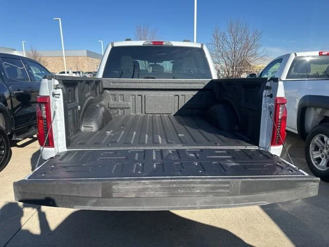 Used 2025 Whi/white Ford XLT image 28