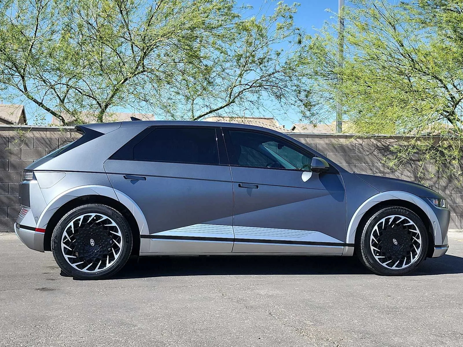 Used 2023 Shooting Star (Matte Gray) Hyundai Limited image 10