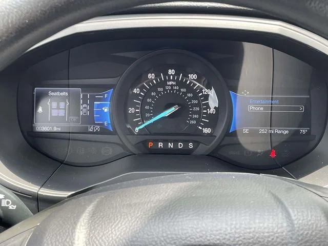 Used 2024 Gray Ford SE image 28