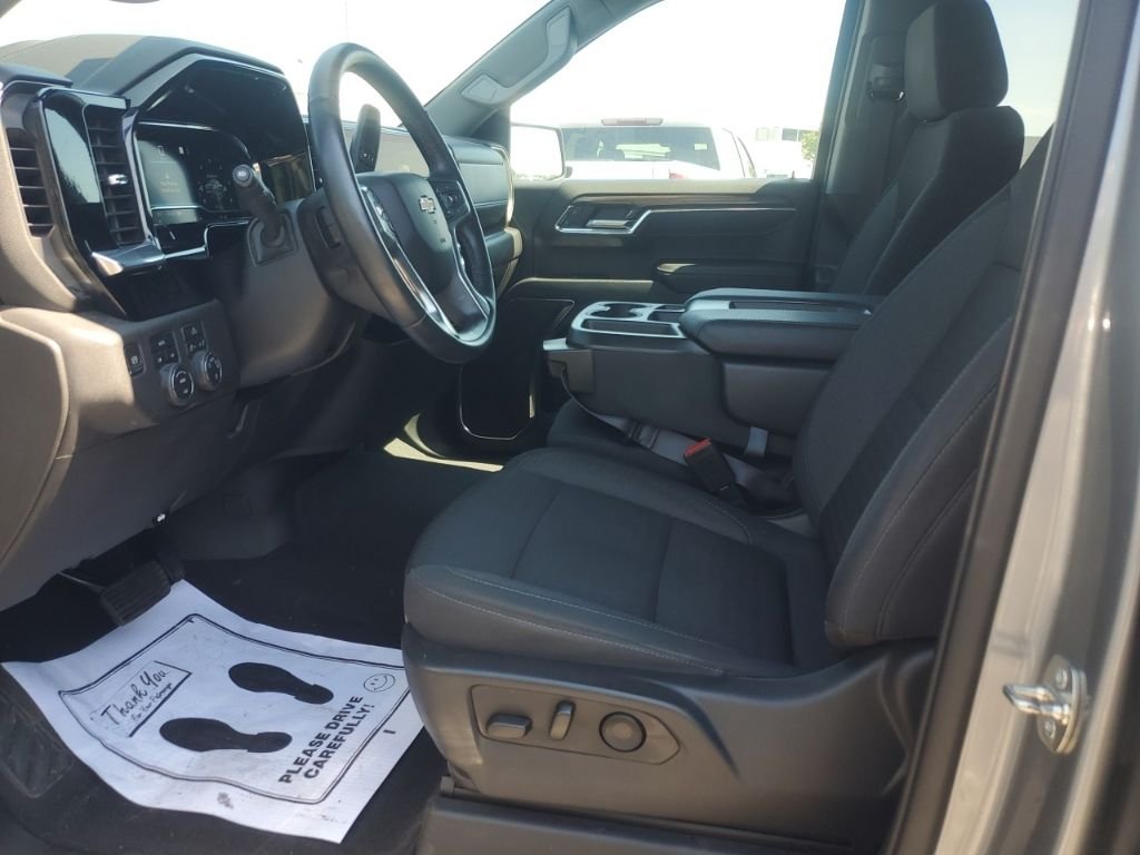 Used 2023 Gray Chevrolet LT image 13