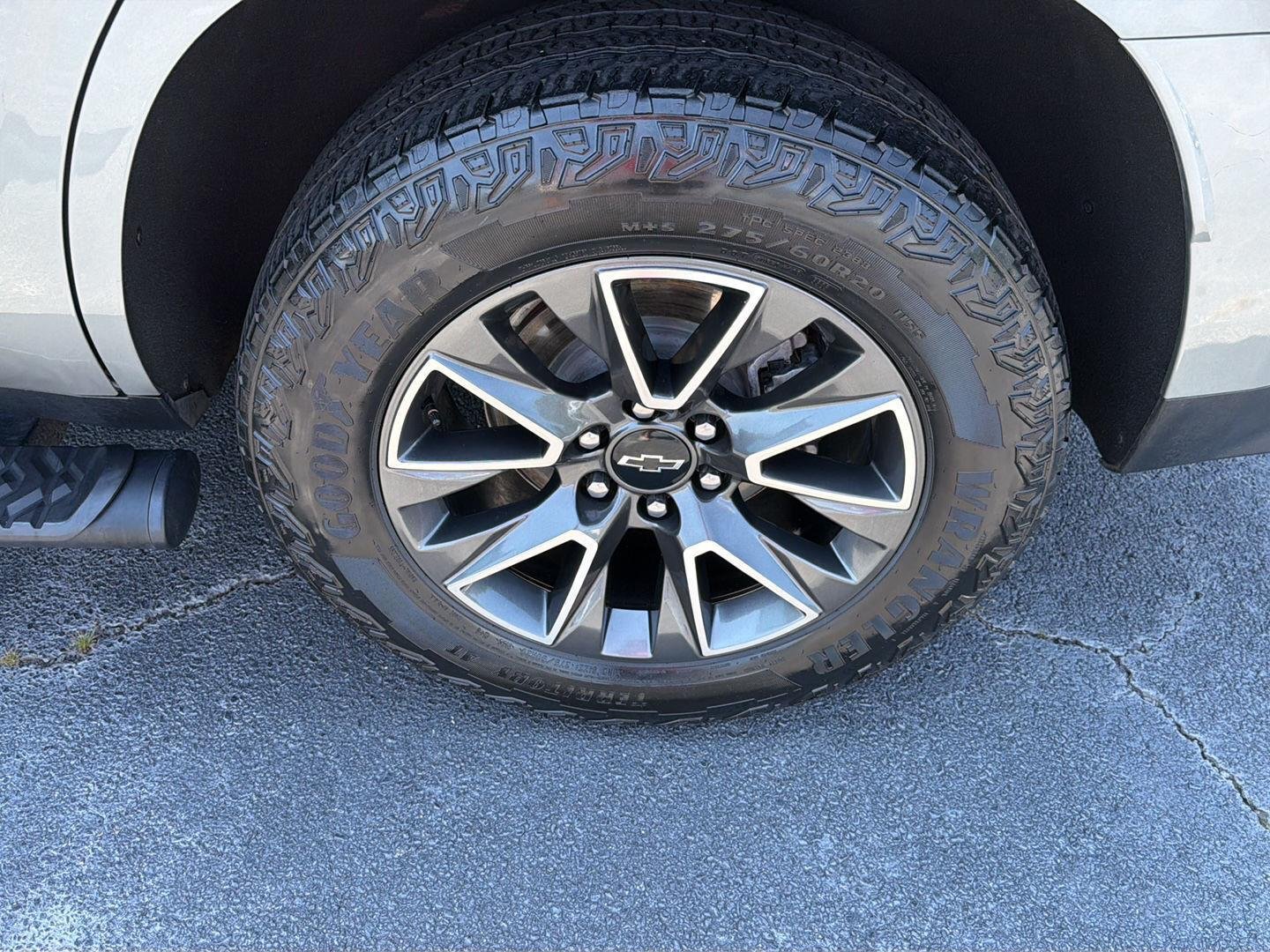 Used 2023 Sterling Gray Metallic Chevrolet Z71 image 43
