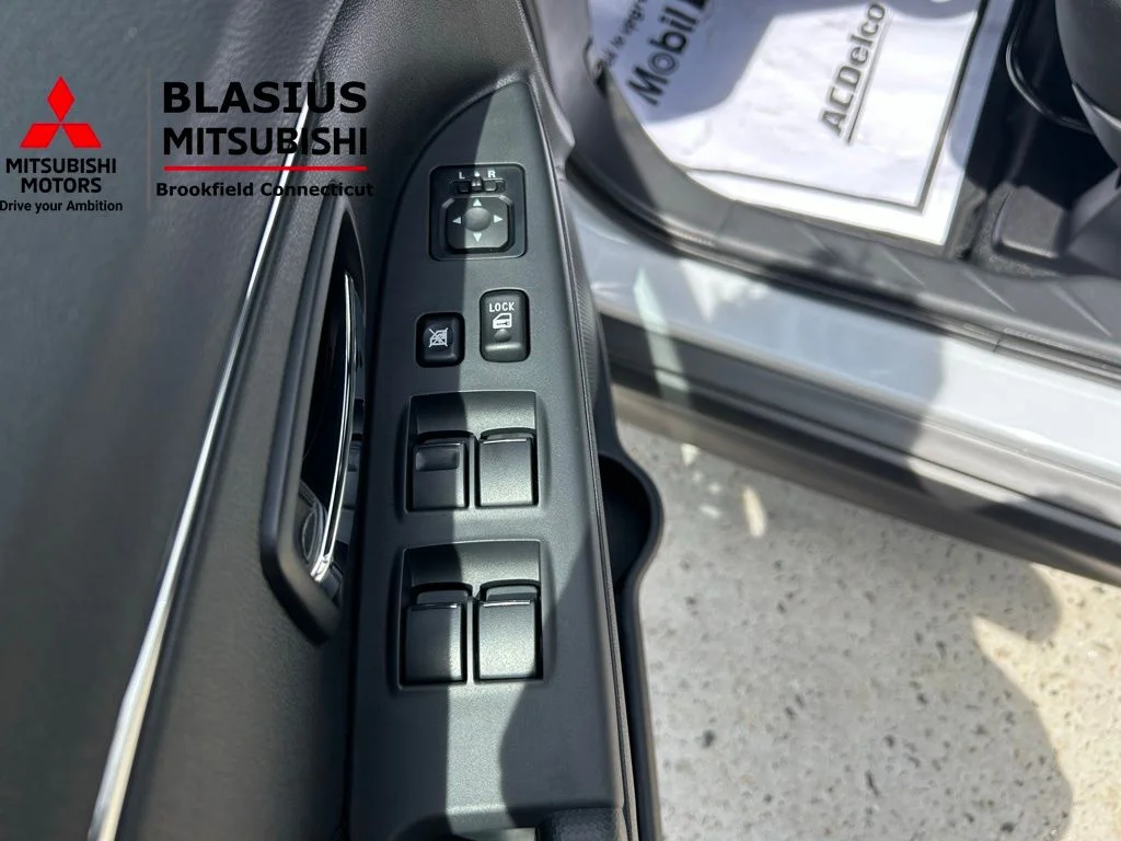 New 2025 White Mitsubishi 2.0 Trail Edition image 20
