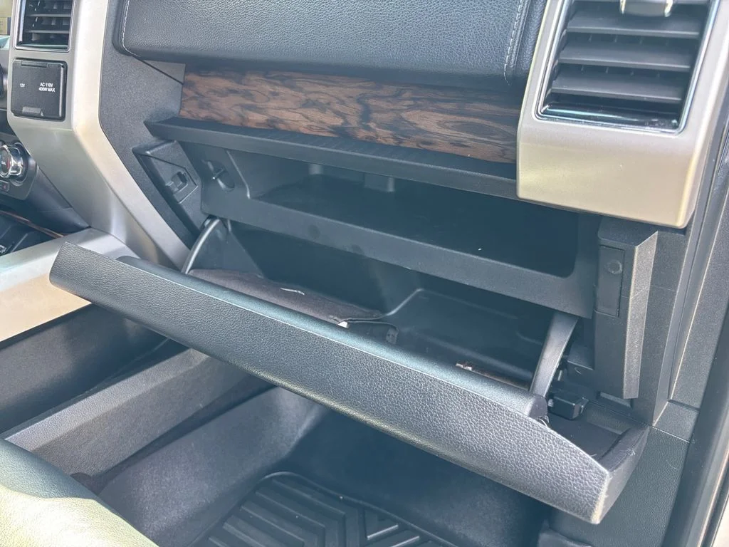 Used 2019 Silver Ford Lariat image 45