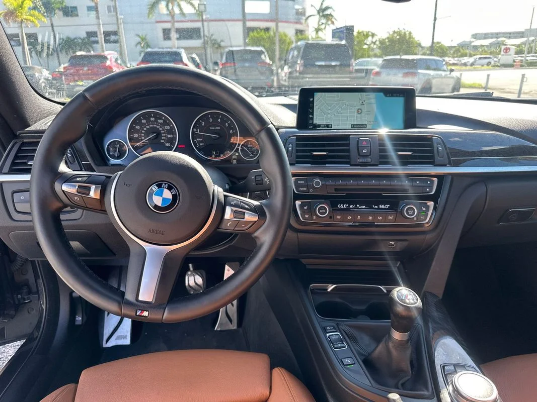 Used 2017 Black BMW xDrive image 25