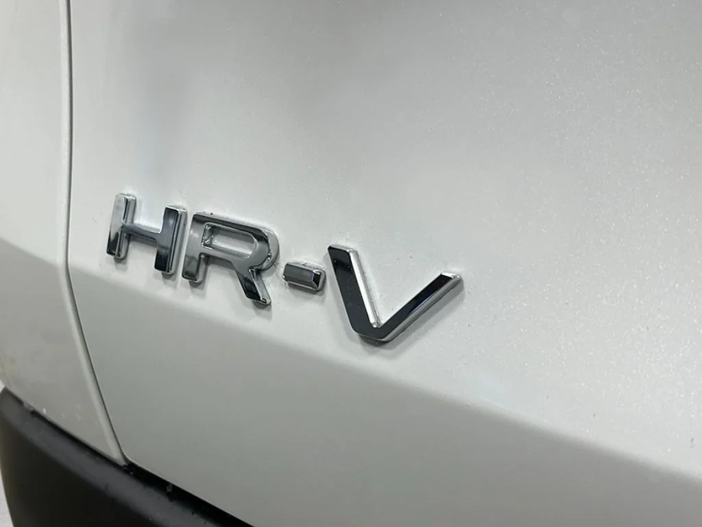 New 2027 Platinum White Pearl Honda LX image 6