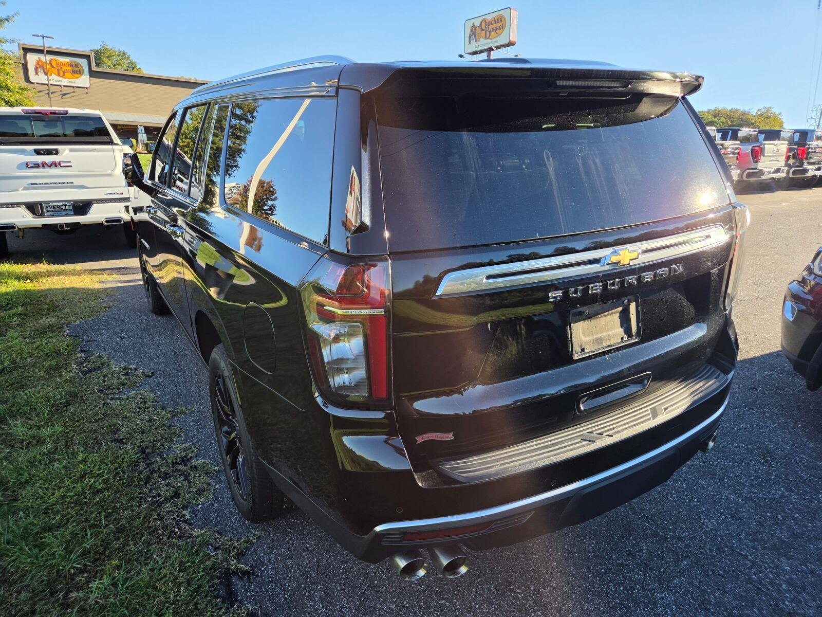 Used 2024 Black Chevrolet High Country image 8