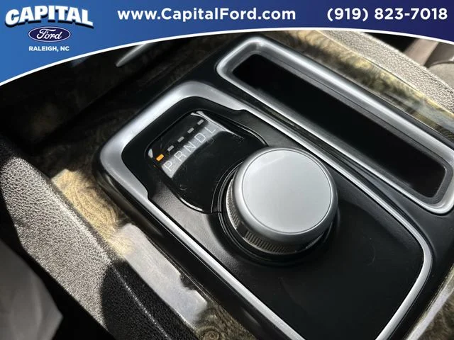 Used 2018 White Chrysler Limited image 31