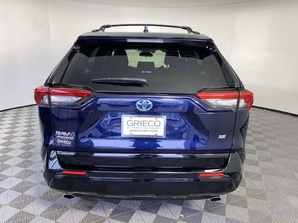 Used 2022 Blueprint Toyota SE image 7