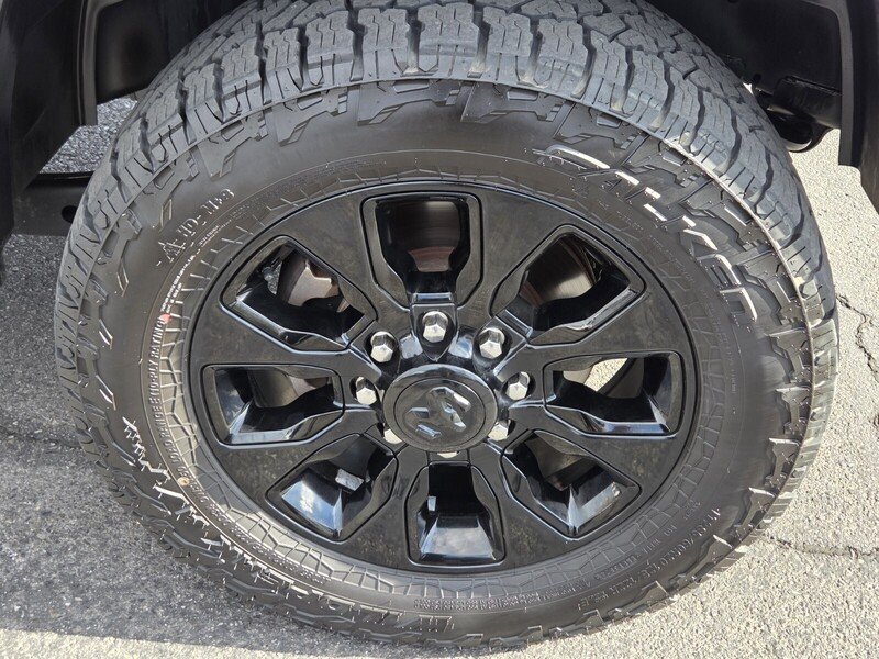 Used 2022 Silver Ram Limited image 9
