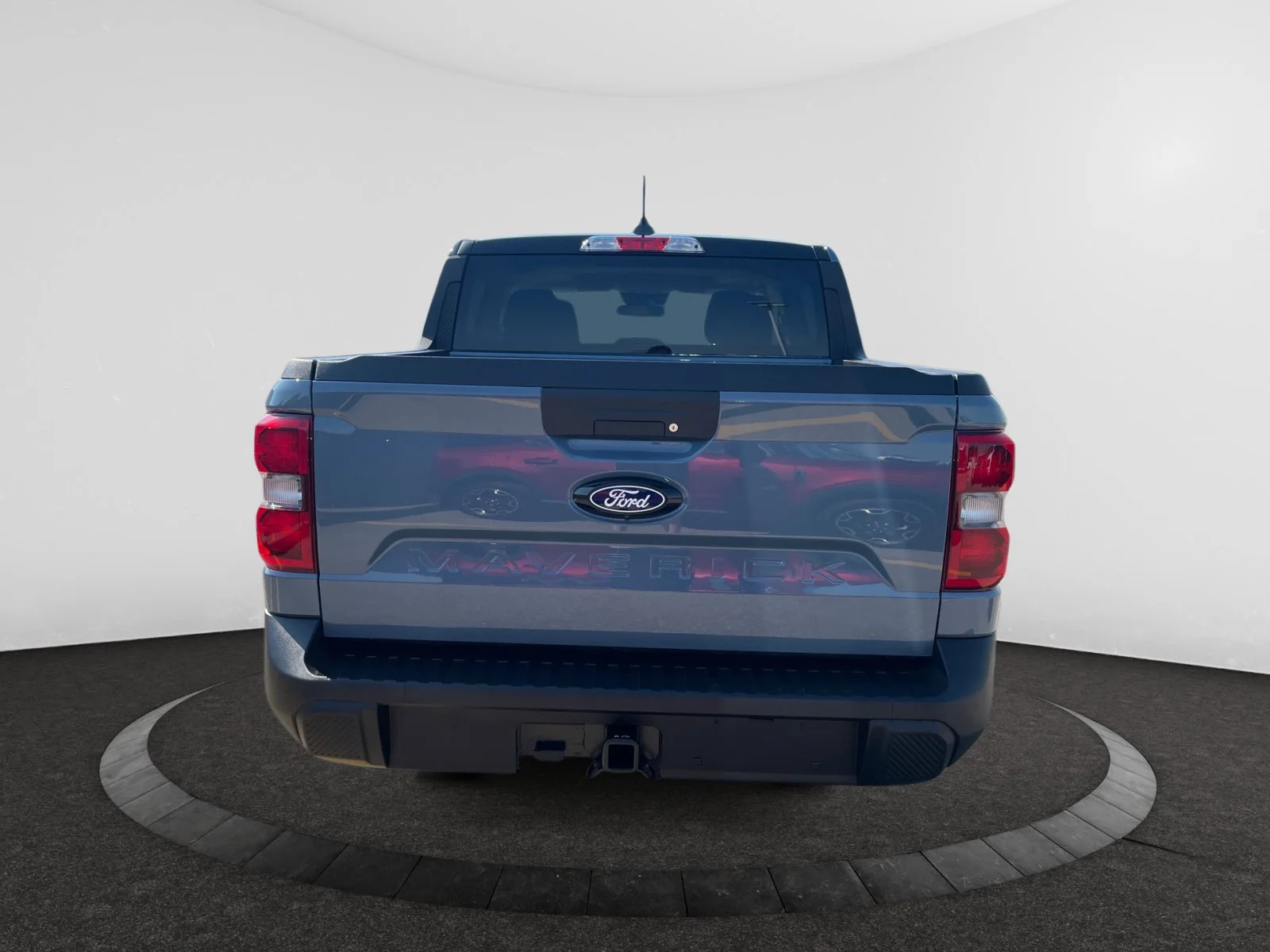 New 2026 Azure Grey Metallic Tri-Coat Ford XLT image 4
