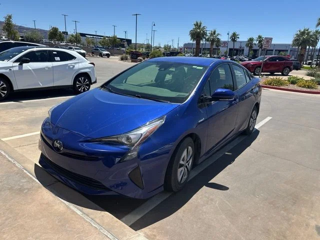 2018 Toyota Prius Two Eco's photo