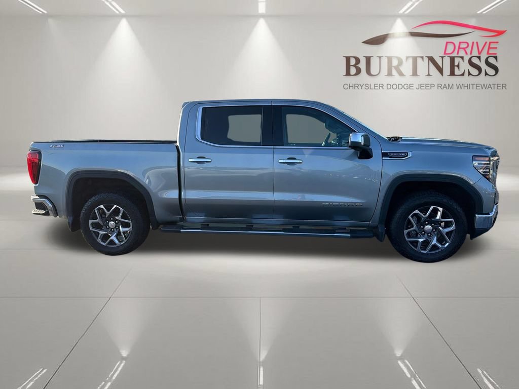 Certified Used 2023 Sterling Metallic GMC SLT image 16