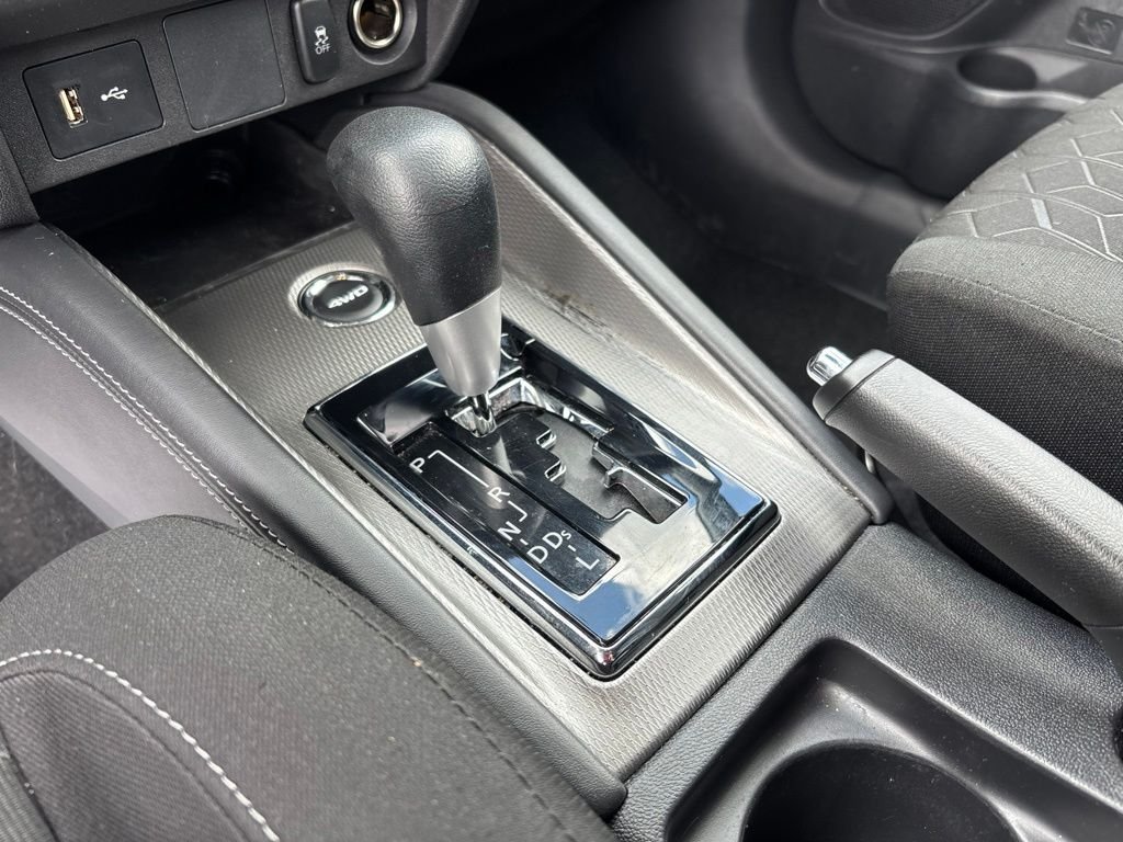 Used 2024  Mitsubishi 2.0 ES image 18