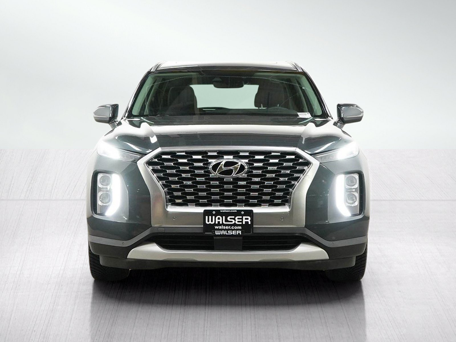 Used 2020 Rainforest Hyundai SEL AWD image 9