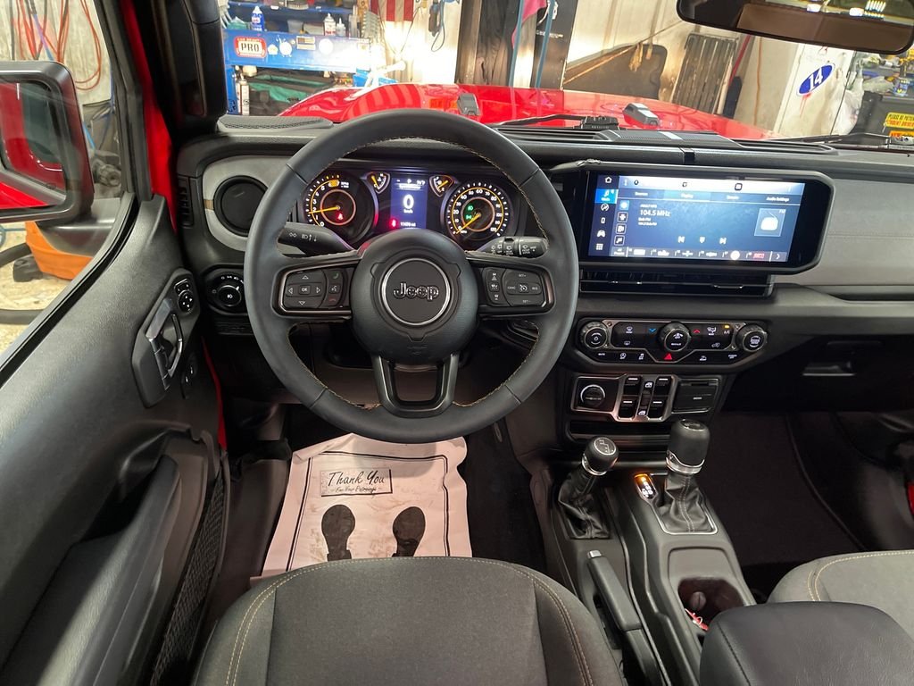 Used 2024 Red Jeep Sport S image 17