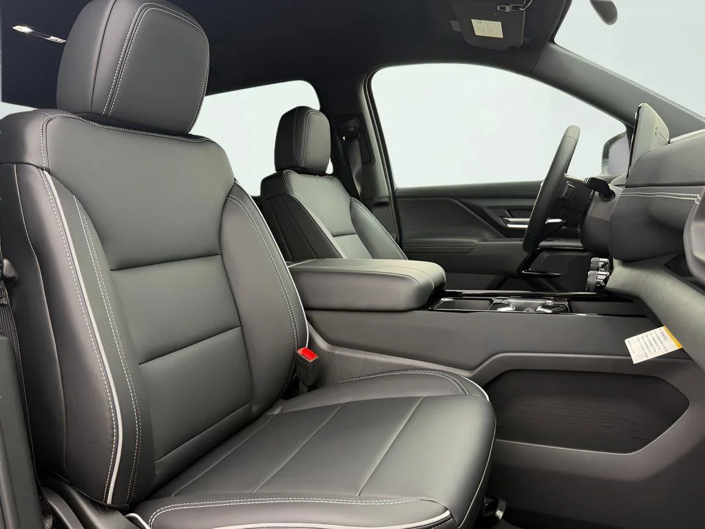 2026 Chevrolet Silverado EV LT - Photo 8