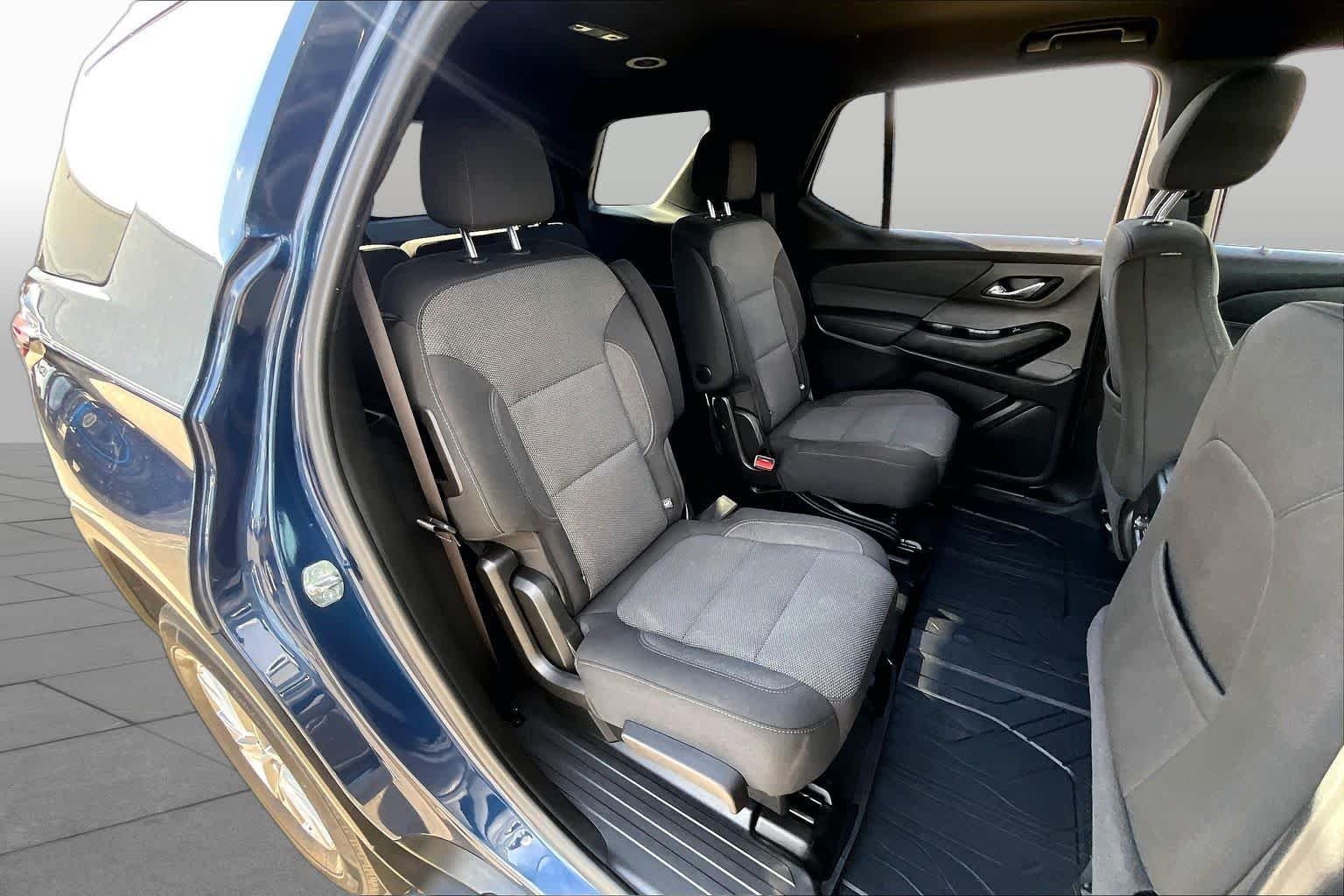 Used 2023 Northsky Blue Metallic Chevrolet LT Cloth image 20